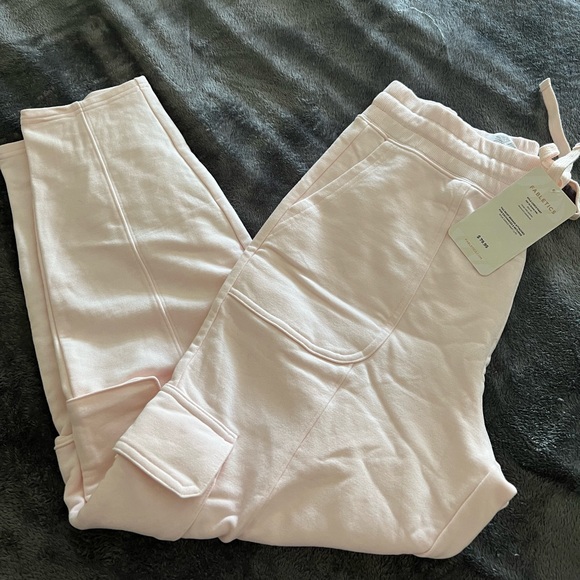 NWT fabletics matched set - Picture 3 of 3